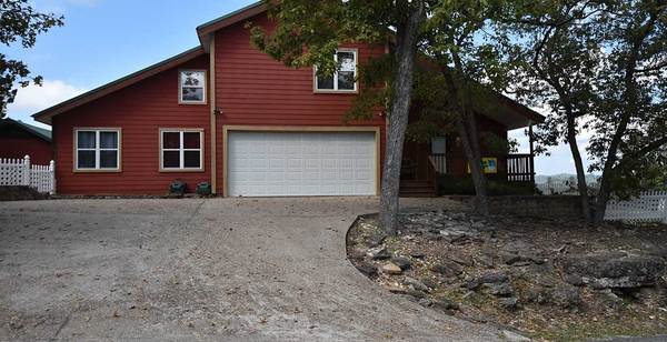 108 Eagles Roost Photo 1