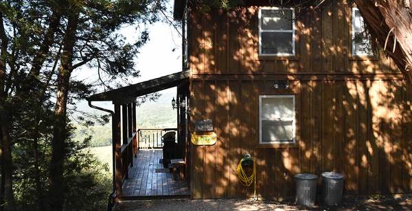 106 Reel Em Inn Photo 1