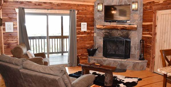 109 Trout House Photo 2