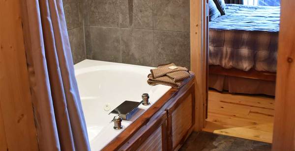 109 Trout House Photo 7